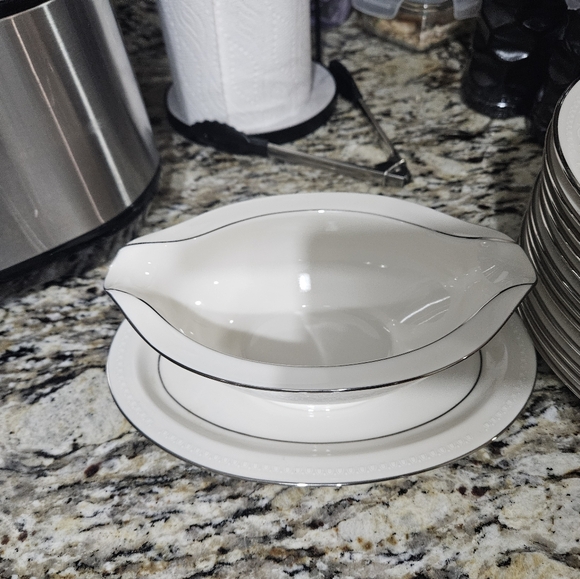Noritake dinnerware - Picture 8 of 9